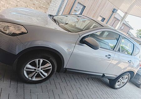 Nissan Qashqai 1.6 Visia Visia