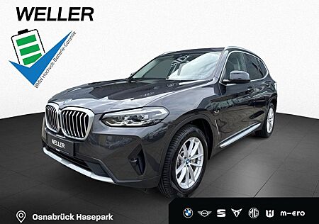BMW X3 xDrive 30e LED LiveCockProf Pano Kam HiFi 18"