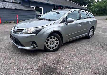 Toyota Avensis 2.0 Kombi Life