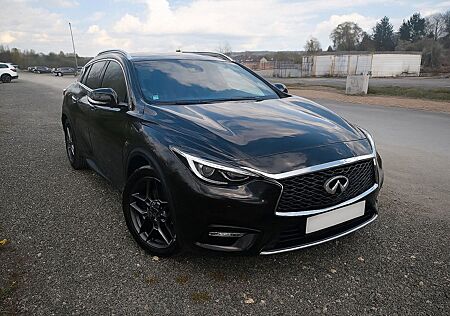 Infiniti Q30 2.0t DCT AWD Sport Sport