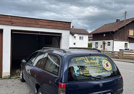 Opel Omega 2.0 Schiebedach
