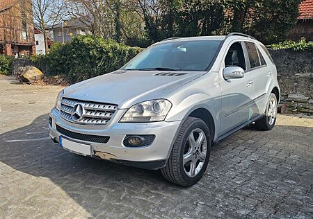Mercedes-Benz ML 320 CDI 4MATIC Off-Road Paket Luftfederung