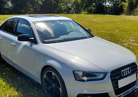 Audi A4 2.0 TFSI multitronic S line Quattro