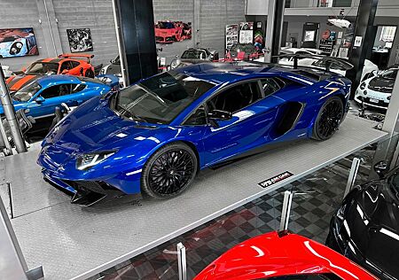 Lamborghini Aventador Superveloce SV - blu sideris ad personam