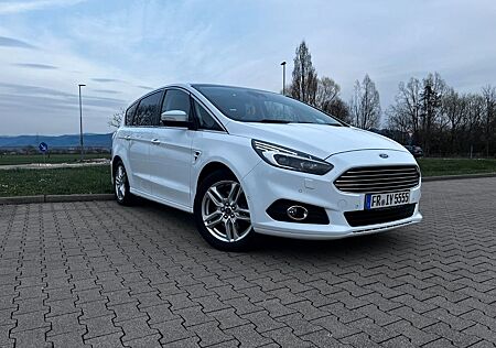 Ford S-Max 2,0 EcoBlue Bi-Turbo 177kW Titanium Au...