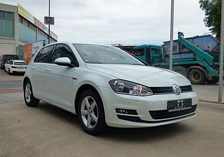 VW Golf Volkswagen VII Lim. Lounge BMT