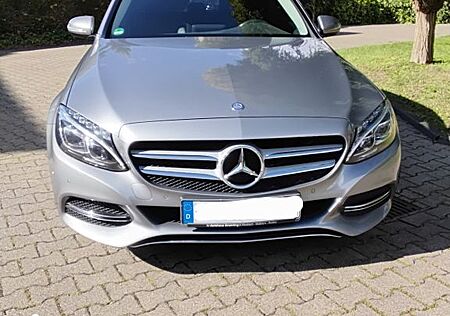 Mercedes-Benz C 200 T AVANTGARDE