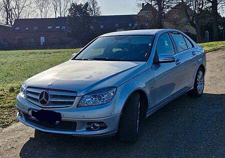 Mercedes-Benz C 250 BlueEFFICIENCY AVANTG. Autom. AVANTGARDE