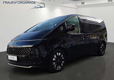 Hyundai Staria Signature 4WD 7-Sitzer PANO+AHK+GARANTIE