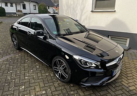 Mercedes-Benz CLA 200 AMG Line AMG Line