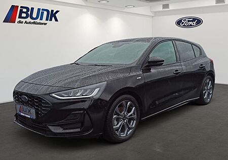 Ford Focus ST-Line 1.0L / Apple-Car-Play / B&O / LED
