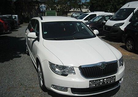 Skoda Superb Combi Elegance 4x4