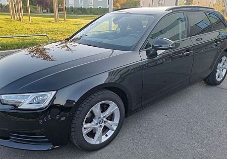 Audi A4 2.0 TDI S tronic Avant -