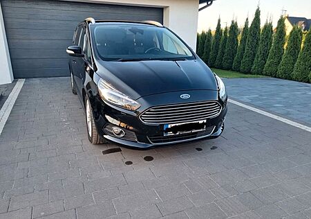 Ford S-Max 2,0TDCi Bi-Turbo 154kW Titanium PShift...