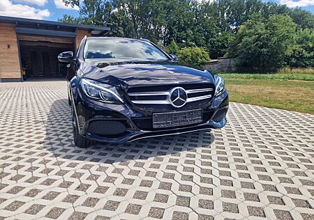 Mercedes-Benz C 400 4MATIC T Autom. -