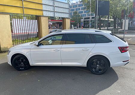 Skoda Superb , EZ 2017, 150PS, HU bis 26, 135.000 km