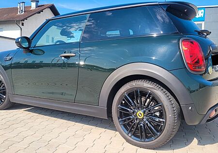Mini Cooper SE Resolute Editon (42k€ NP)