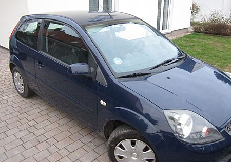 Ford Fiesta 1,3 51 kW Ambiente Ambiente