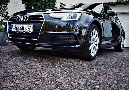 Audi A4 1.4 TFSI Avant -AHK-Scheckh.-Navi.