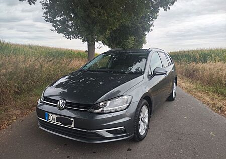 VW Golf Volkswagen 1.6 TDI DSG/gepflegt/Scheckheft/Service neu