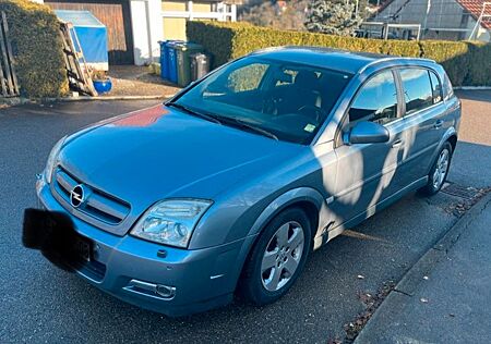 Opel Signum 1.9 CDTI 110kW -