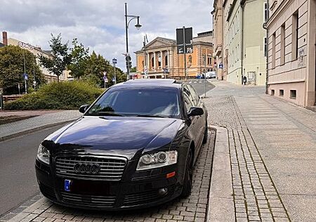 Audi A8 3.2 FSI tiptronic quattro -