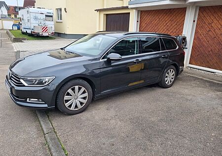 VW Passat Variant Volkswagen 1.8 TSI DSG service NEU