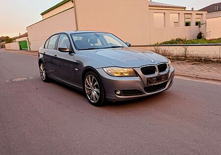 BMW 318d Edition Lifestyle Edition Lifestyle