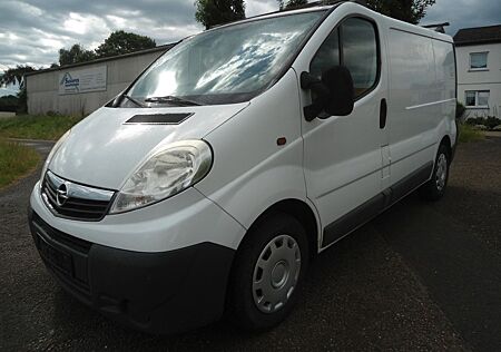 Opel Vivaro 2,5 CDTI,AHK,CDTI,6-Gang,läuft prima