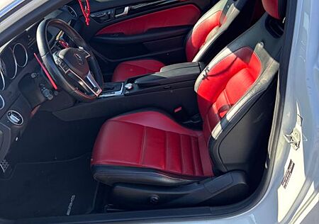 Mercedes-Benz C 350 BlueEFFICIENCY Coupé Autom. -