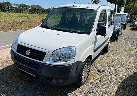 Fiat Doblo -- Benzin