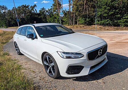 Volvo V90 D4 AWD R-Design AHK LED Kamera Sport