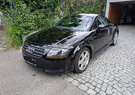 Audi TT 8N Coupe 1.8T 132 kW