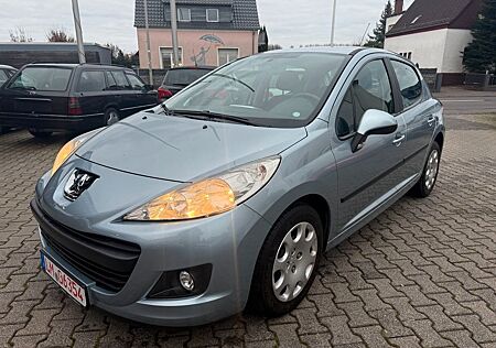 Peugeot 207 Tendance, Klima, Tüv, 1. Hand, AHK, 138 TKM