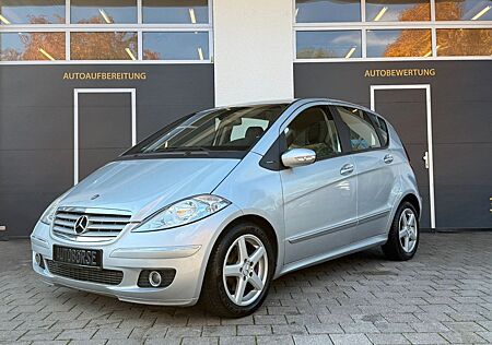 Mercedes-Benz A 200 gebraucht kaufen Mercedes-Benz A 200 CDI**Leder*Pano*Navi*SH*Tüv Neu*