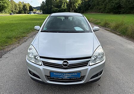 Opel Astra H. Tüv- Neu