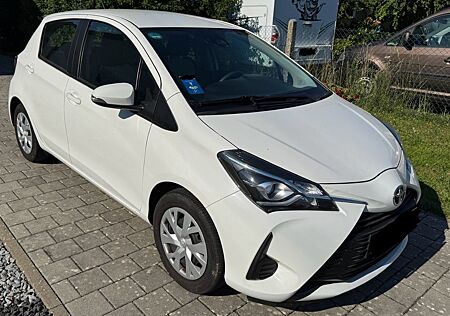 Toyota Yaris 1,0-l-VVT-i -