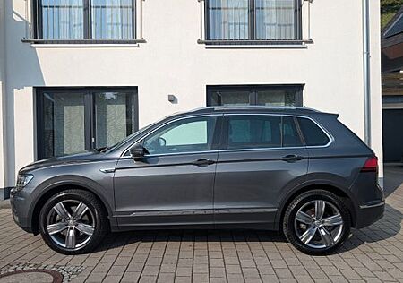 VW Tiguan Volkswagen 2.0 TSI 132kW DSG 4MOTION Highline Hi...
