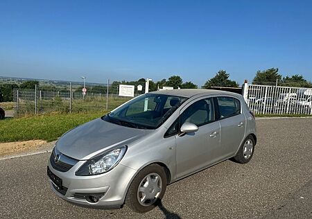 Opel Corsa D Innovation*Standheizung*