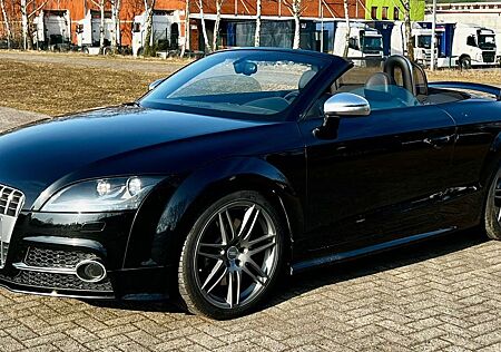 Audi TTS Roadster quattro 302PS Bose Leder 19 Alu