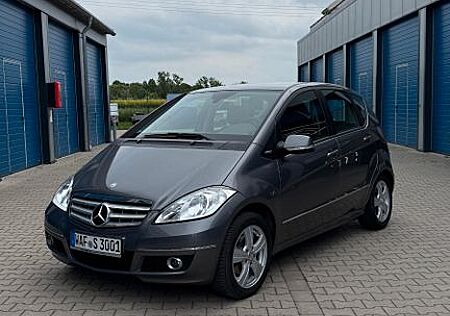 Mercedes-Benz A 160 TÜV NEU