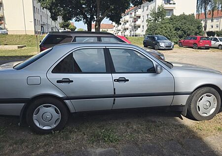 Mercedes-Benz C 180 W202 Classic