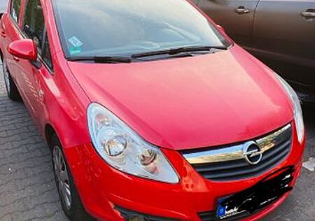 Opel Corsa 1.2 / Automatik