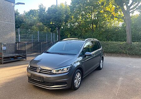 VW Touran Volkswagen 1.5 TSI 150 PS DSG Leder Anhängekupplung