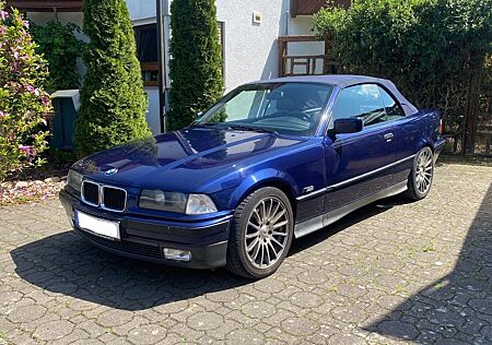 BMW 320i Cabrio