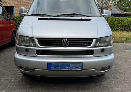 VW T4 Caravelle Volkswagen 2,5-l-Diesel TDI 111KW lang