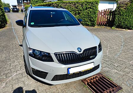 Skoda Octavia 2.0 TSI RS Combi RS