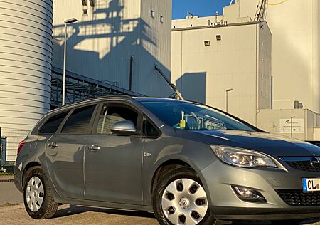 Opel Astra Sports Tourer 1.4 eco 150 Jahre S...