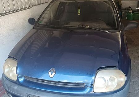 Renault Clio Basis 1.2 Basis