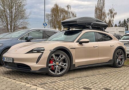 Porsche Taycan 4S Cross Turismo - Approved '27 / WR & SR
